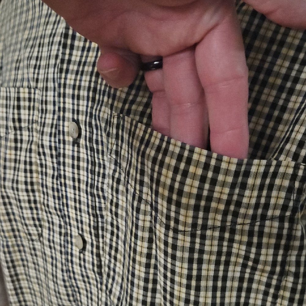 3/$35 Van Heusen Men's Plaid Shirt - Black and Cream - Picture 9 of 11